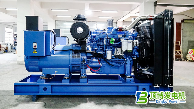 某集團(tuán)建筑公司與廣西頂博簽訂發(fā)電機(jī)組購(gòu)銷合同，為桂林市某棚戶區(qū)改造安置房項(xiàng)目提供關(guān)鍵電力支持